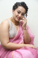 Ester Noronha Pictures